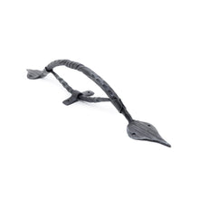 Load image into Gallery viewer, The Home Hand Forged Iron Hardware Iron Handle HC-1137