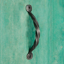 Load image into Gallery viewer, The Home Hand Forged Iron Hardware Iron Handle MS-14