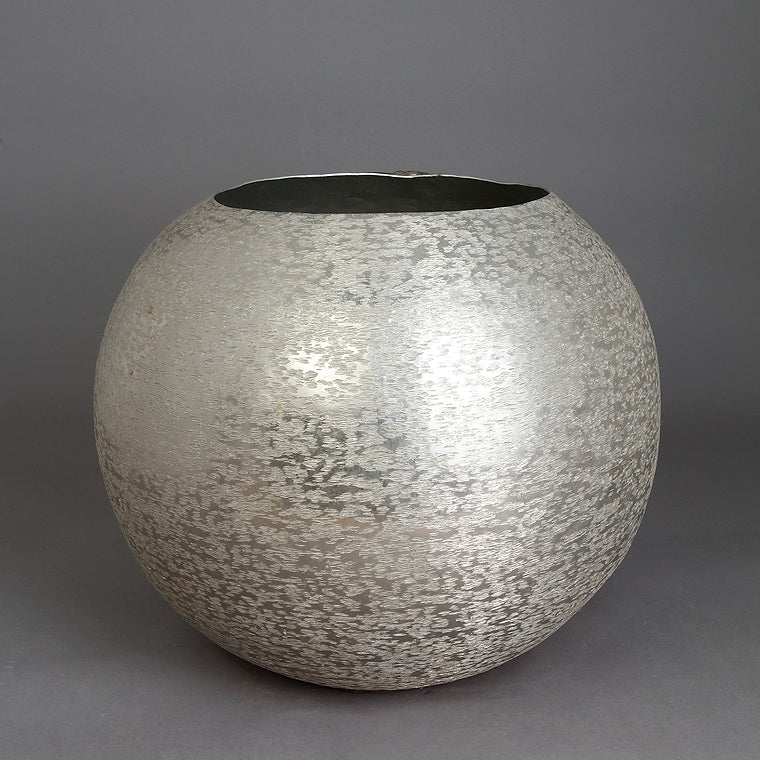 The Home Flower Pot Planter Textured Silver Medium BN1500-B – image 4