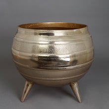Load image into Gallery viewer, The Home Pot Planter with Legs Gold GD1402-A