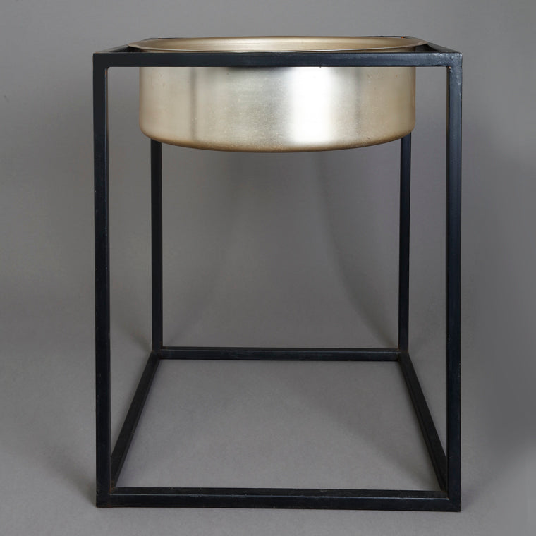The home Pot with Stand Planter Gold GD1097-A – image 4