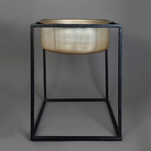 Load image into Gallery viewer, The home Pot with Stand Planter Gold GD1097-B