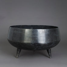 Load image into Gallery viewer, The Home Pot Planter with Legs Black CB1639-B