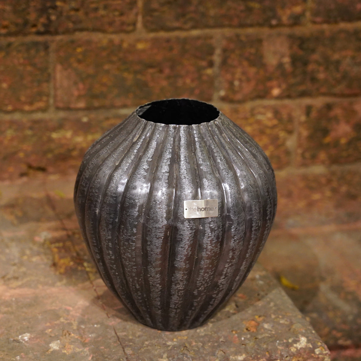 VASE PLANTER MEDIUM BB4491-B