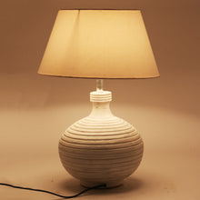 Load image into Gallery viewer, The Lamp Table lamp Round
