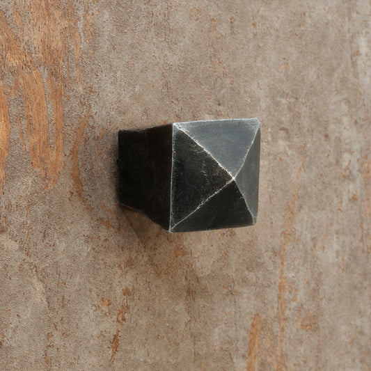 The Home Hand Forged Iron Hardware Iron Knob HC-883-2.5X2.5X3CM
