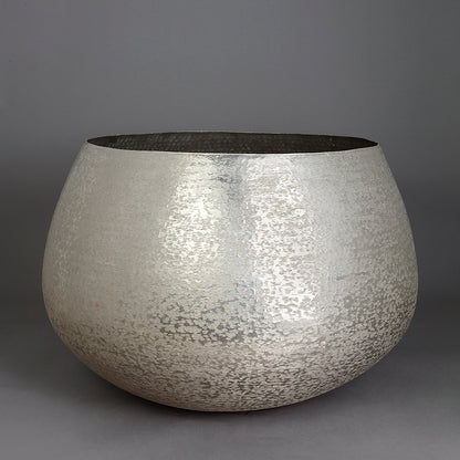The Home Big Round Planter Hammered Silver NL1418-A – image 4