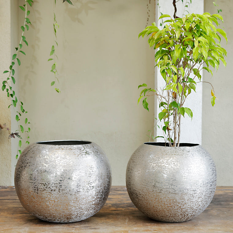 The Home Flower Pot Planter Textured Silver Small BN1500-C